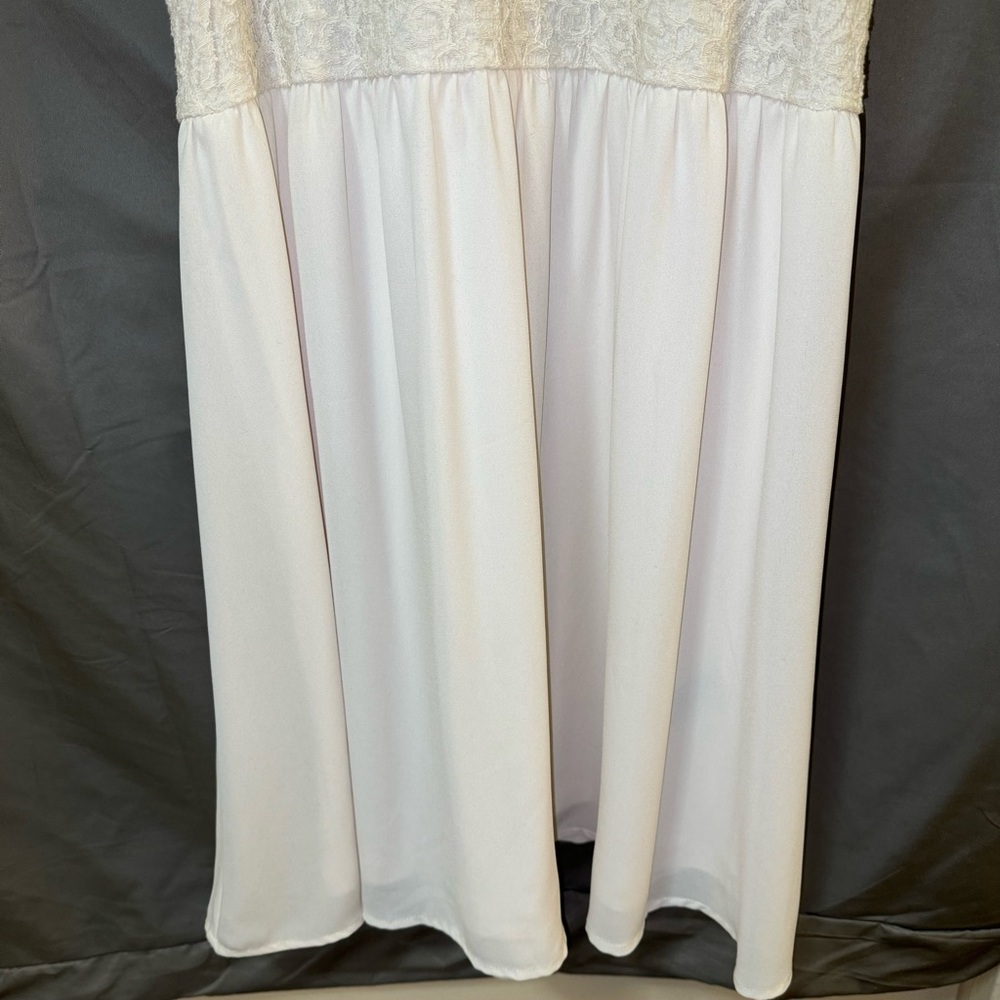 Beautiful Summer Mini Dress - Express - XS TP - Picture 3 of 5